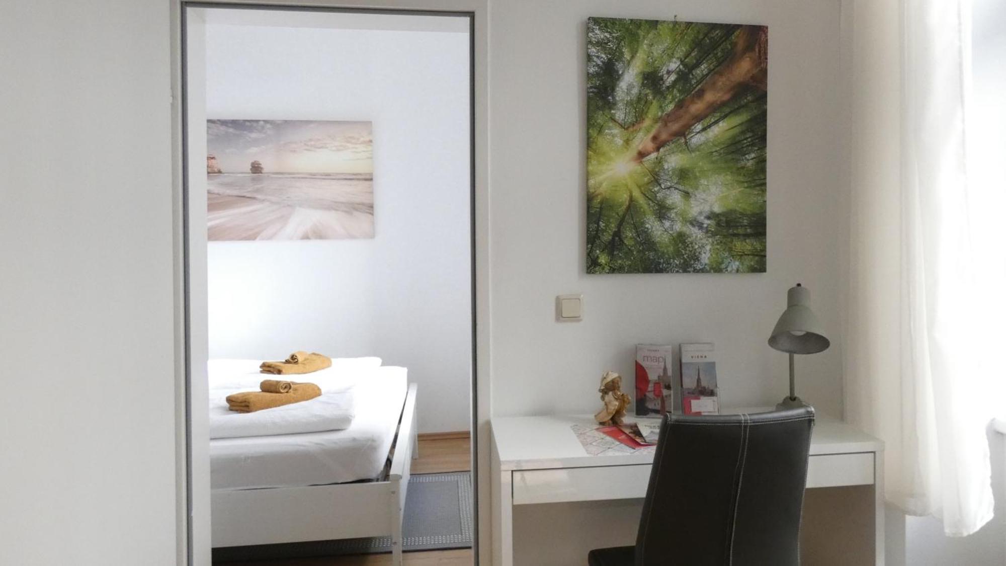 Stylish, Central 2-Room Flat Near Augarten 비엔나 외부 사진